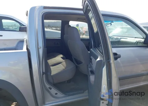 2005 Chevrolet Colorado Ls z USA, uszkodzony, nr VIN 1GCDT136858242266